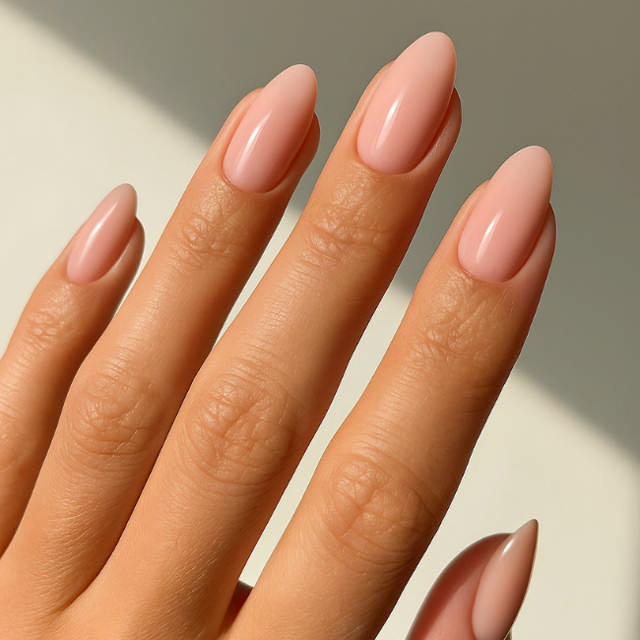 CND Vinylux Negligee #132 Neglelak, 15 ml.